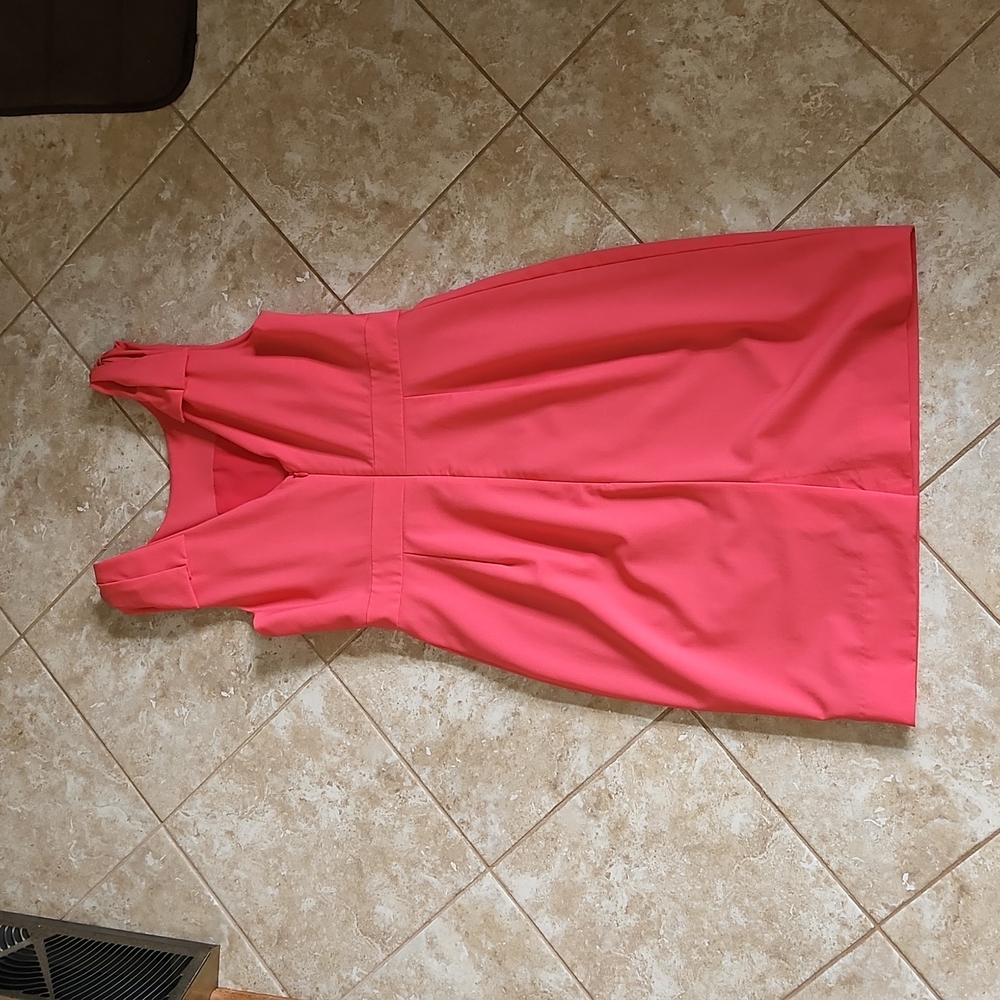 Dress - Picture 4 of 5